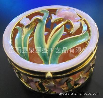 匠心獨運，品味非凡——岳西縣泉源盛工藝品廠直銷金屬淡紅色水仙鋅合金首飾盒